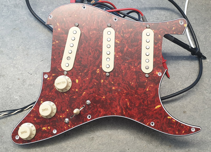 Red Tortoise Plate with vintage pickups