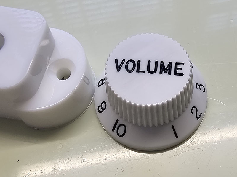 Jaguar bridge pickup fouls strat volume knob
