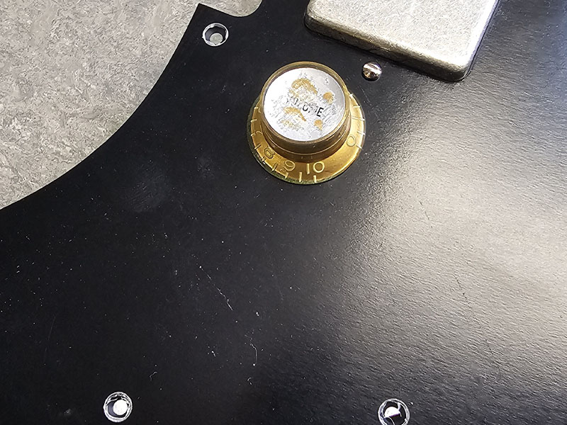 Stratocaster Pickguard in Black with No Switch
